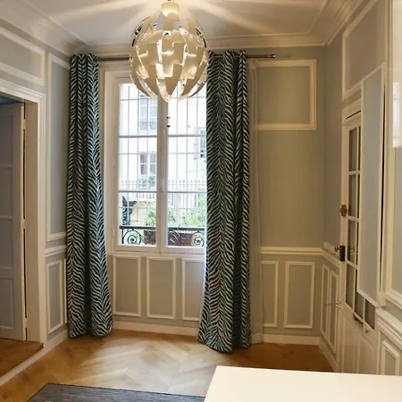 Residence sur Cour Paris Extérieur photo
